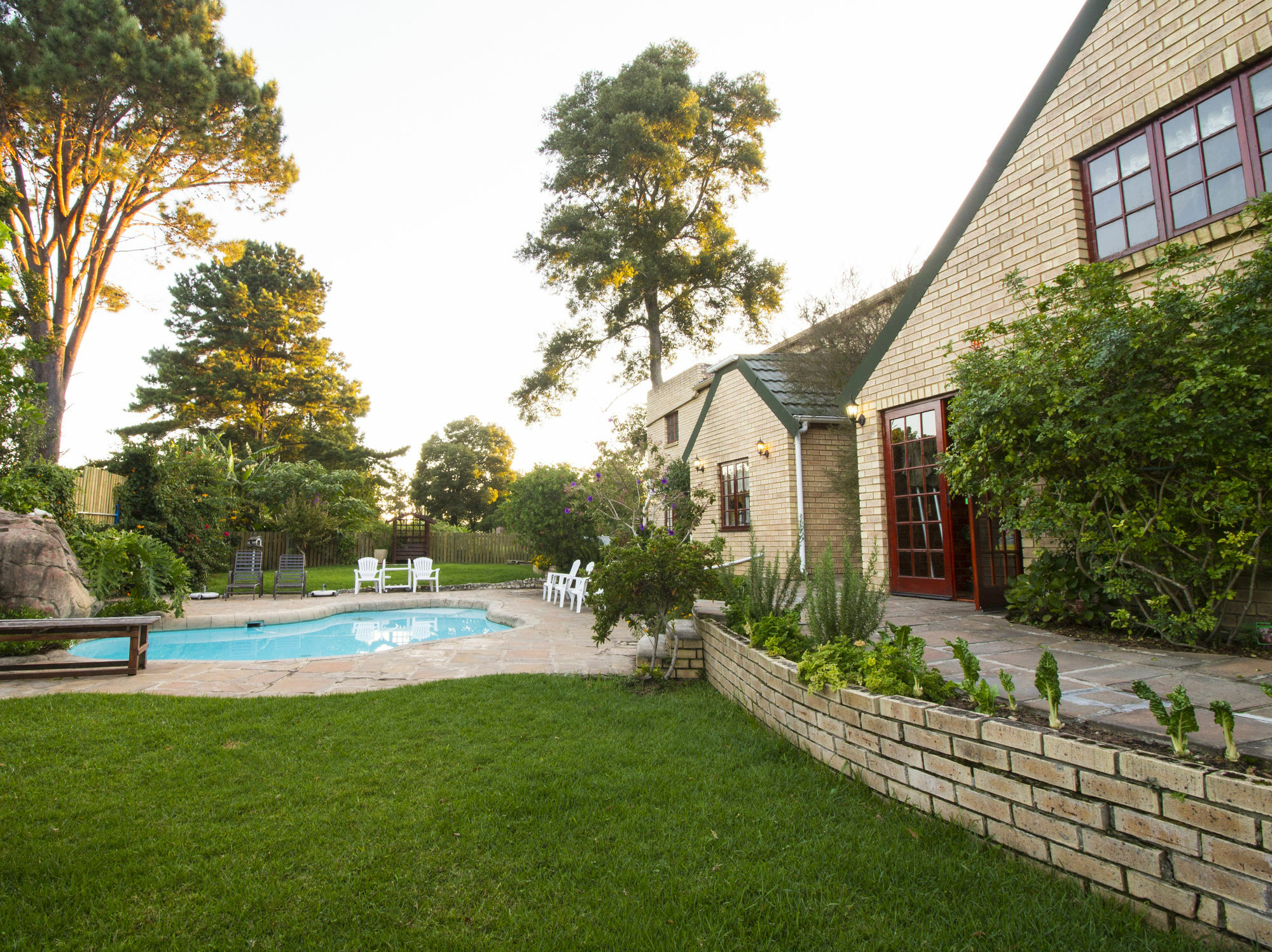 Storms River Guest Lodge Стормсрівер Екстер'єр фото